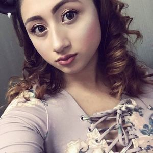 Meet your Posher, Yazzy